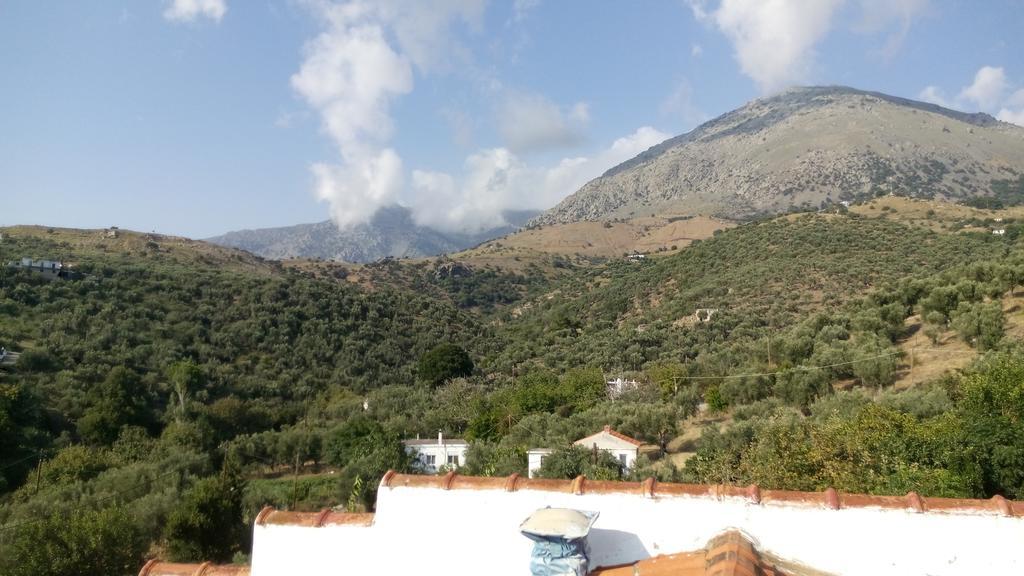 Filoxenia Rooms Makrilies Exterior foto